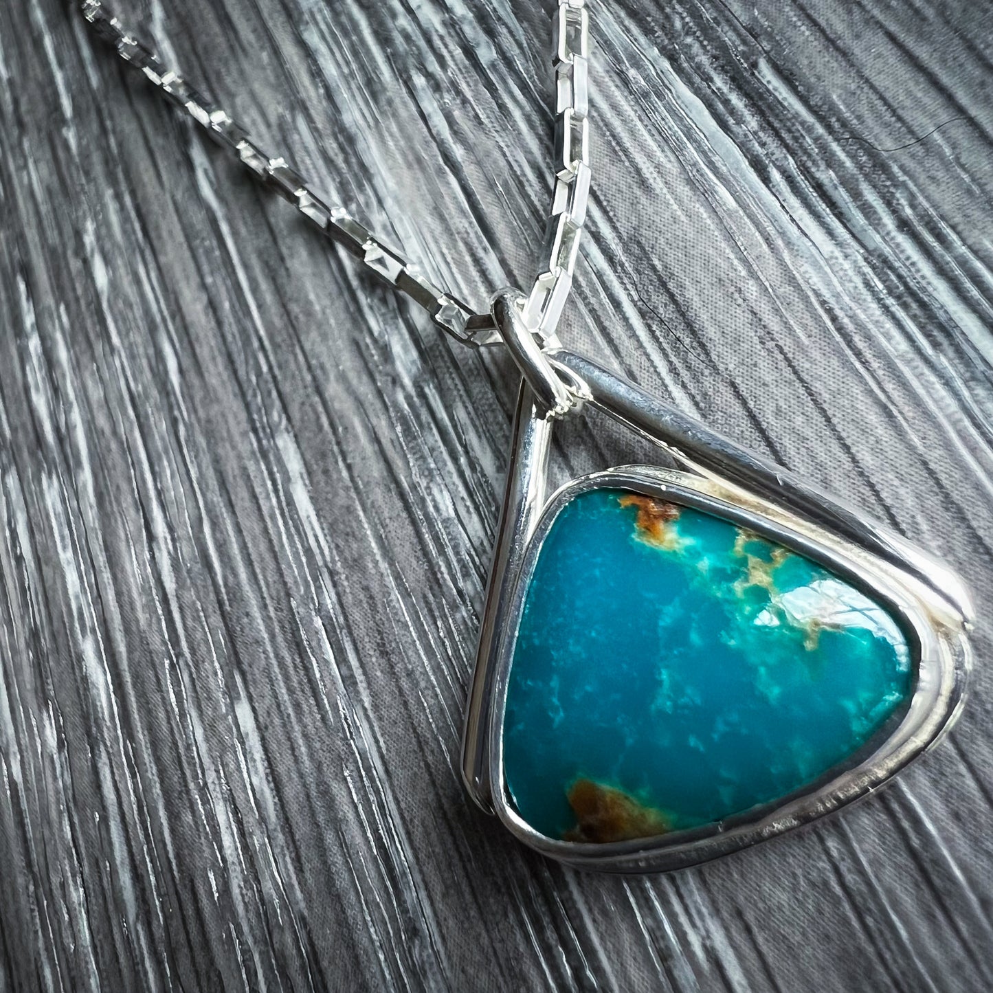 Whispering Horizon Pendant