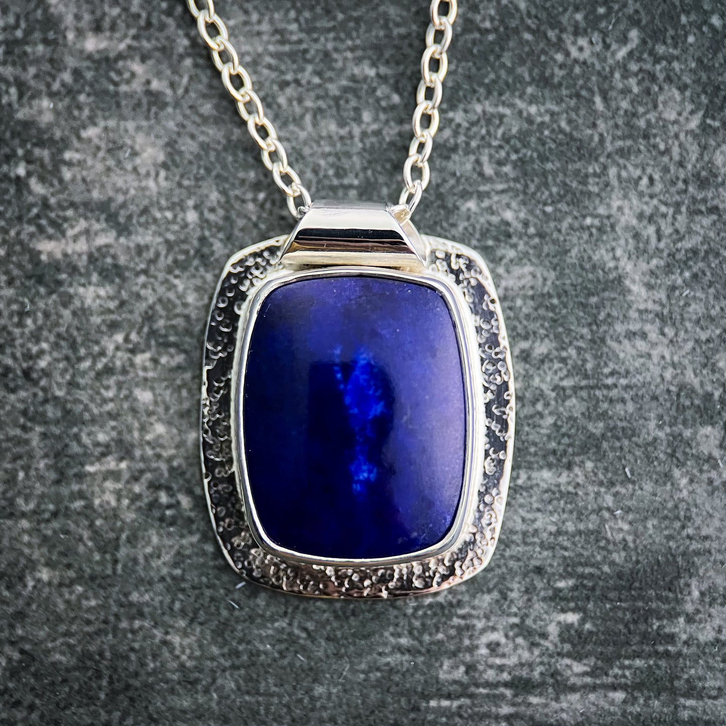 Lapis Versa Pendant