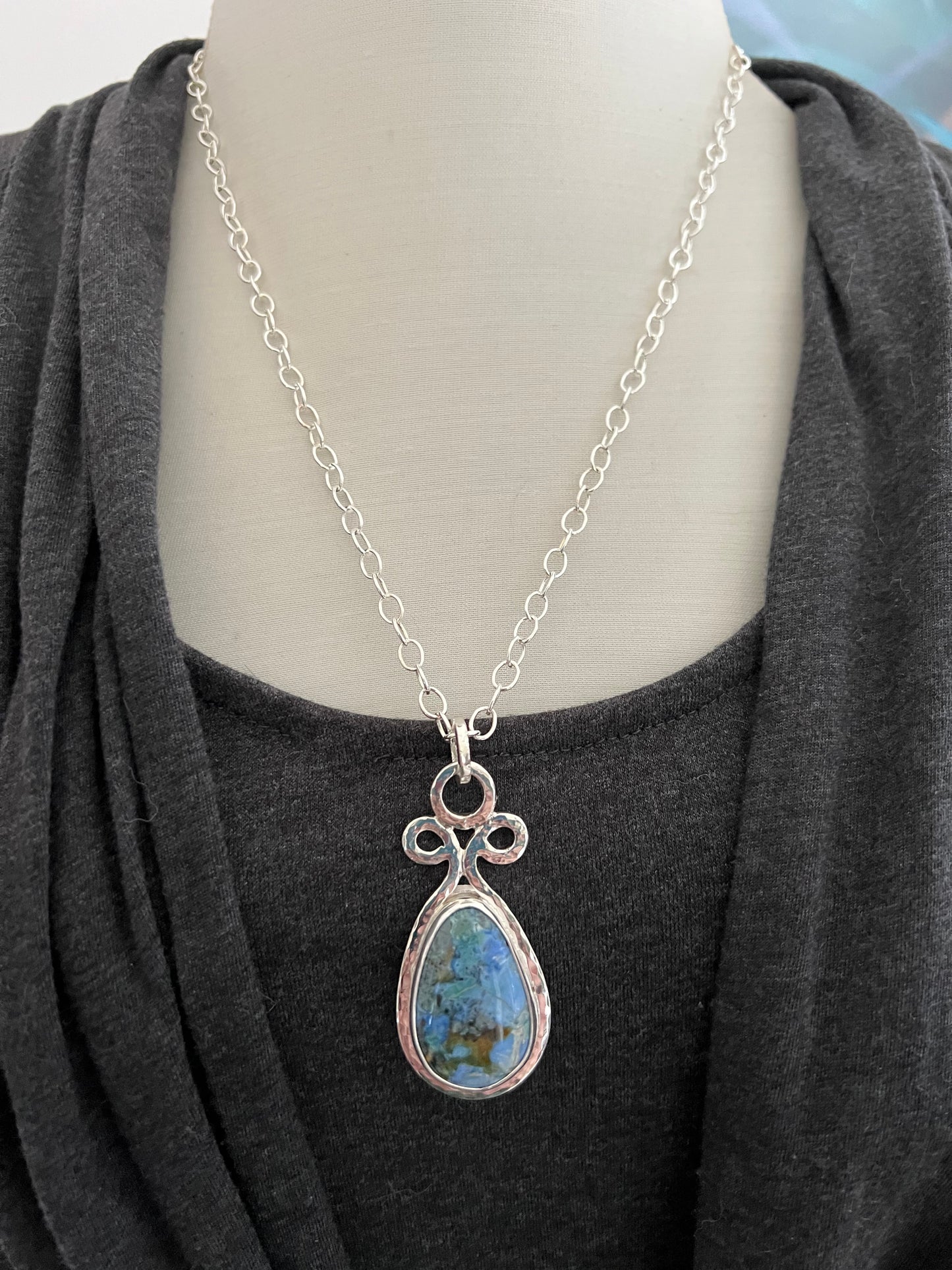 Open Air Pendant Necklace