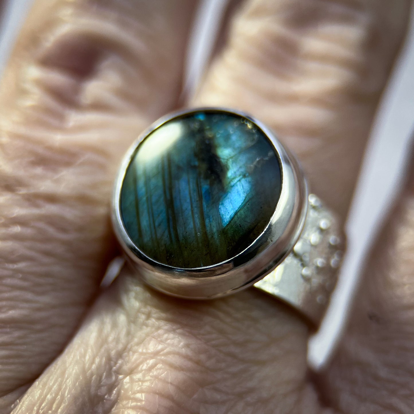 Moonfall Echo Ring – Labradorite Statement Ring in Sterling Silver | Size 8.5