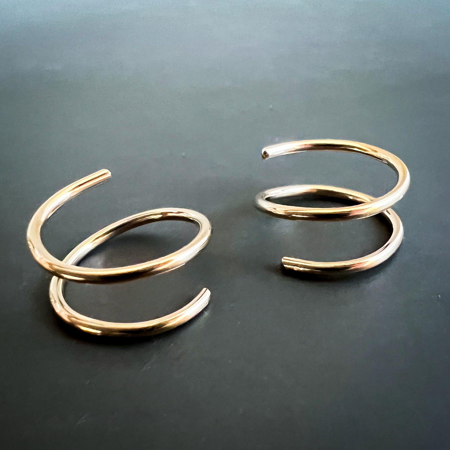 Helix Earrings - Gold