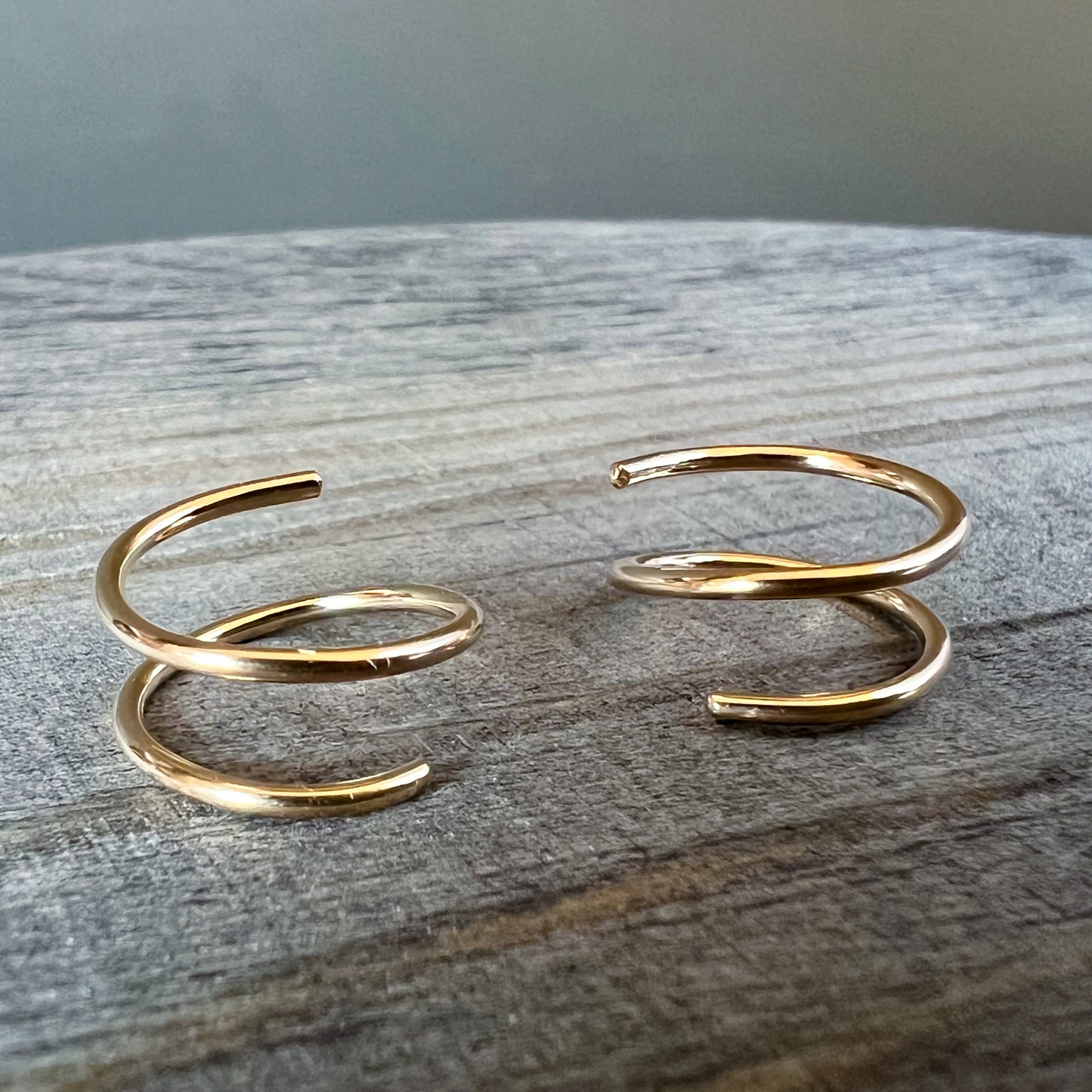 Helix Earrings - Gold